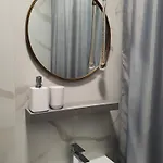 Апартаменти Riverside Elegance *