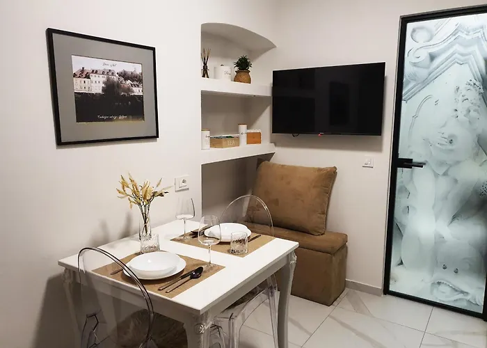 Riverside Elegance *